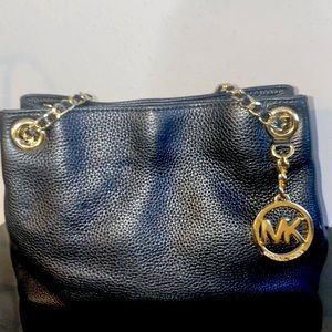 Black Michael Kors bag